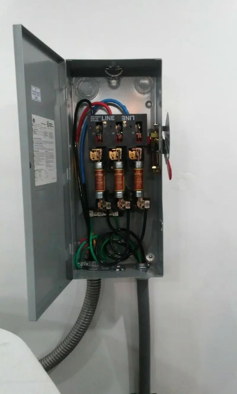 Three-phase disconnect switch installed for Electrical Wiring & Rewiring in South Heidelberg